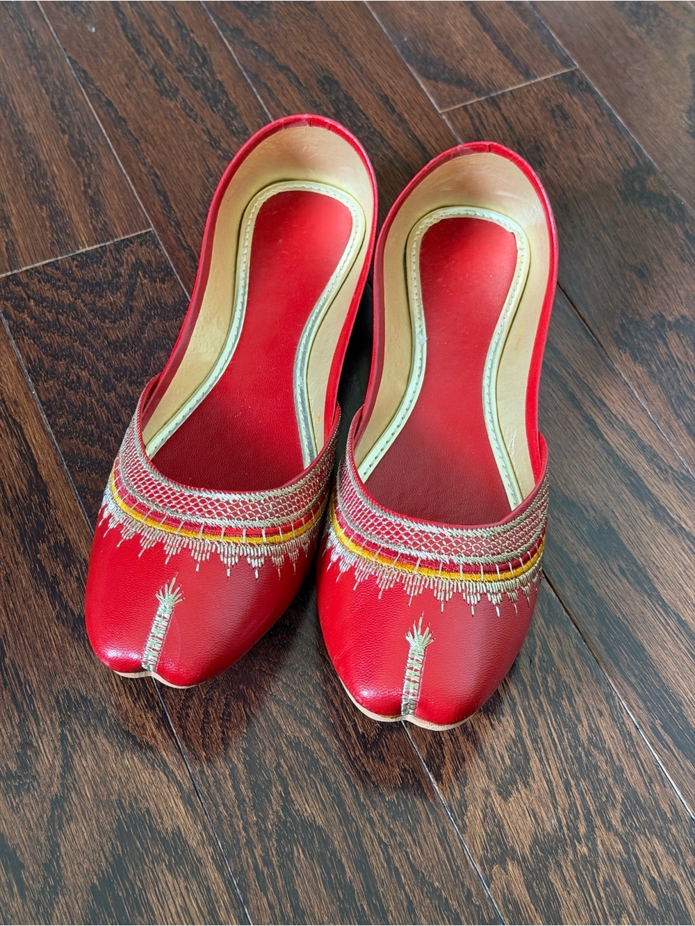 Red Embroidered Women’s Jutti Flats